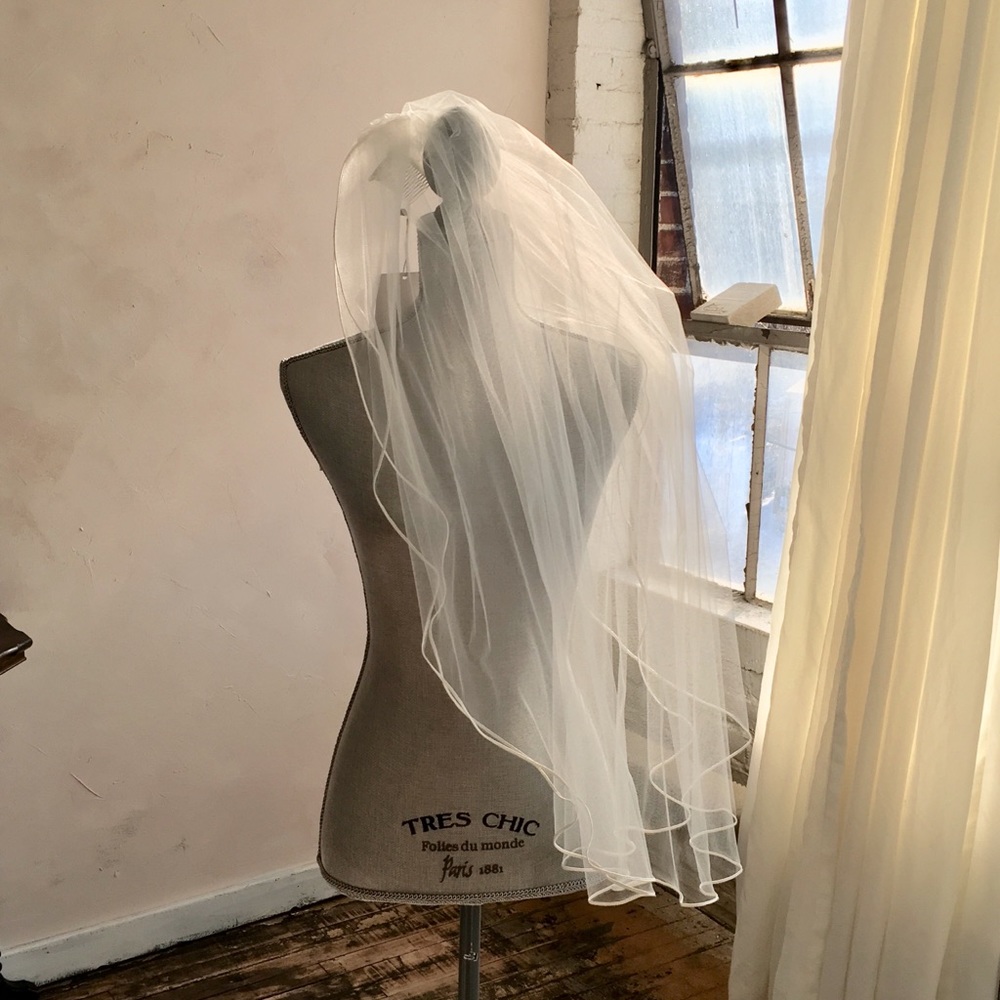 Bridal Veil - Light Ivory